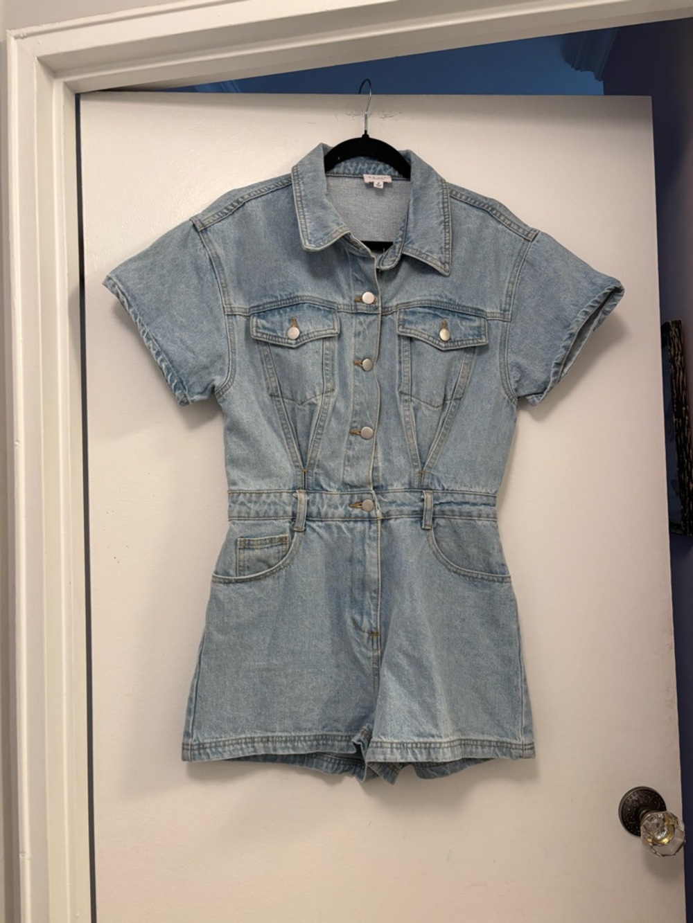 Le Lis Light Wash Denim Short Sleeve Romper S